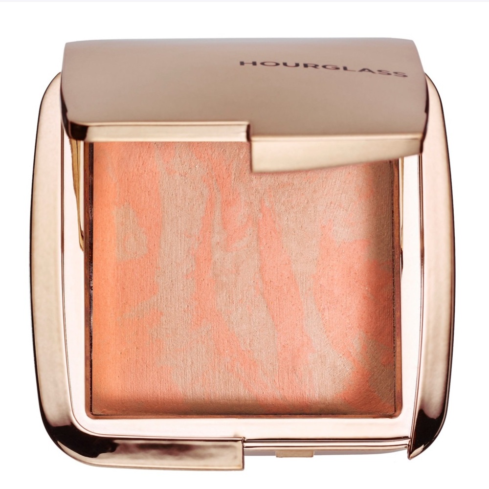 Hourglass Ambient Lighting Blush in shade Dim Infusion